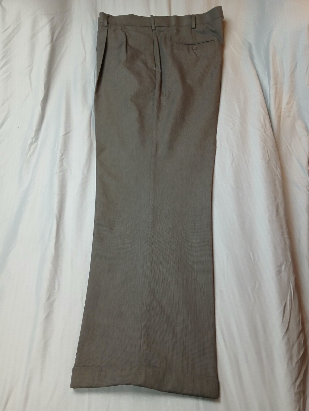 Savane Tailored 2U Comfort Gray Glen Plaid Pleated Cuffed Pants 44x32